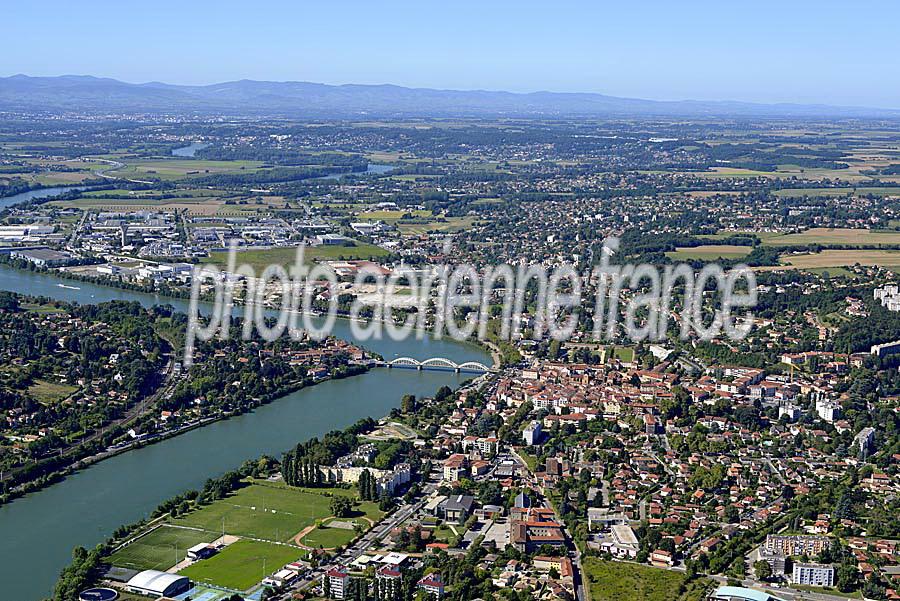 69neuville-sur-saone-9-0816