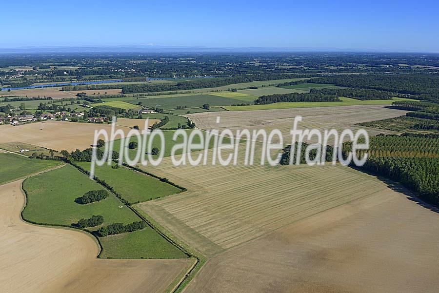 71agriculture-saone-et-loire-52-0816