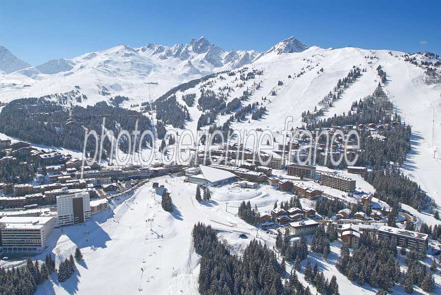 73courchevel1850-14-0305