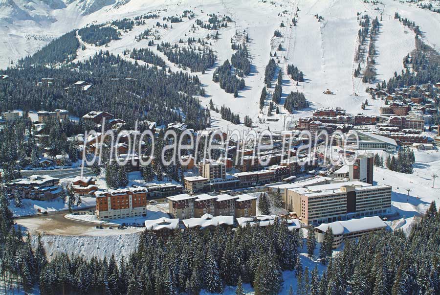 73courchevel1850-28-0305