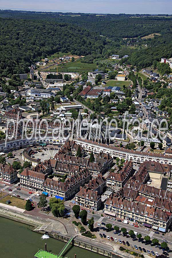 76caudebec-en-caux-17-0710