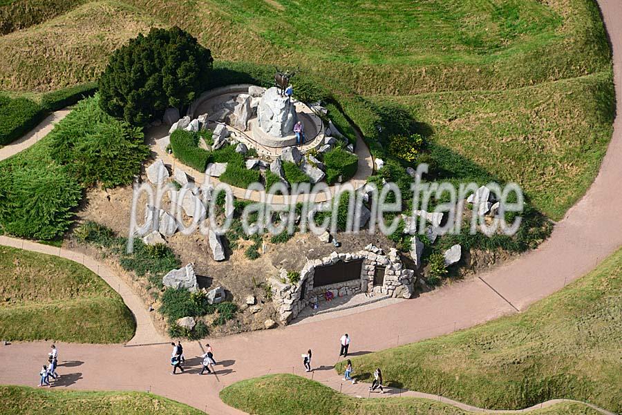 80memorial-beaumont-hamel-4-0914