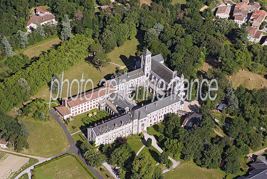 81abbaye-en-calcat-6-0707