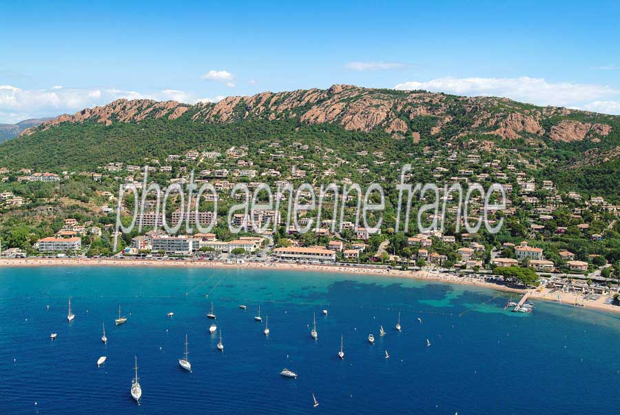 83agay-9-0704