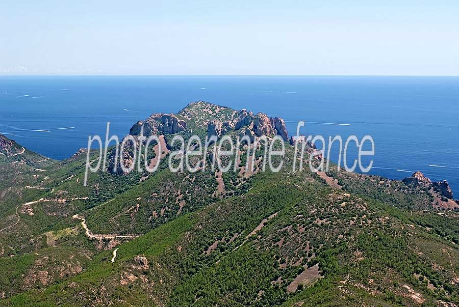 83l-esterel-10-0707