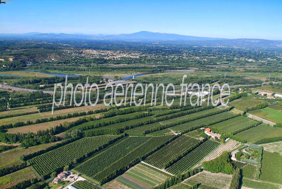 84agriculture-vaucluse-23-0806