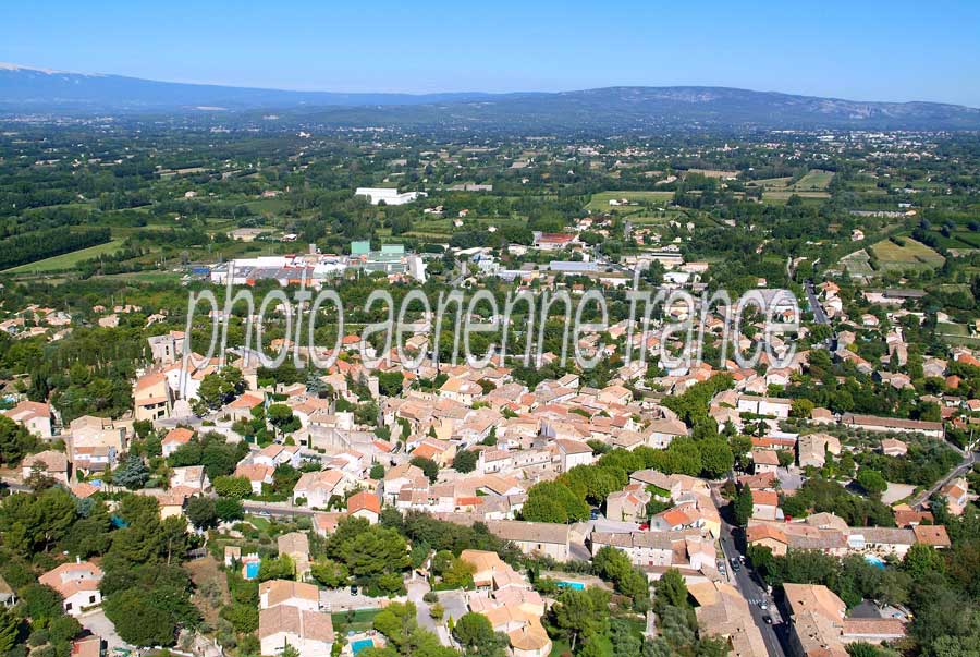 84chateauneuf-de-gadagne-37-0806