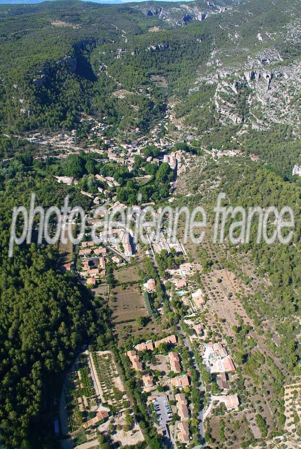 84fontaine-de-vaucluse-15-0806