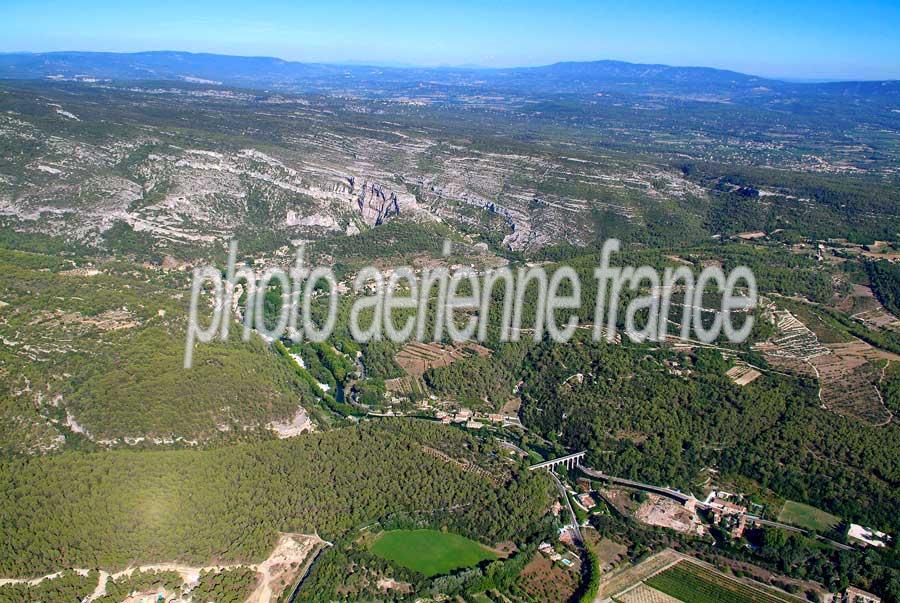 84fontaine-de-vaucluse-32-0806