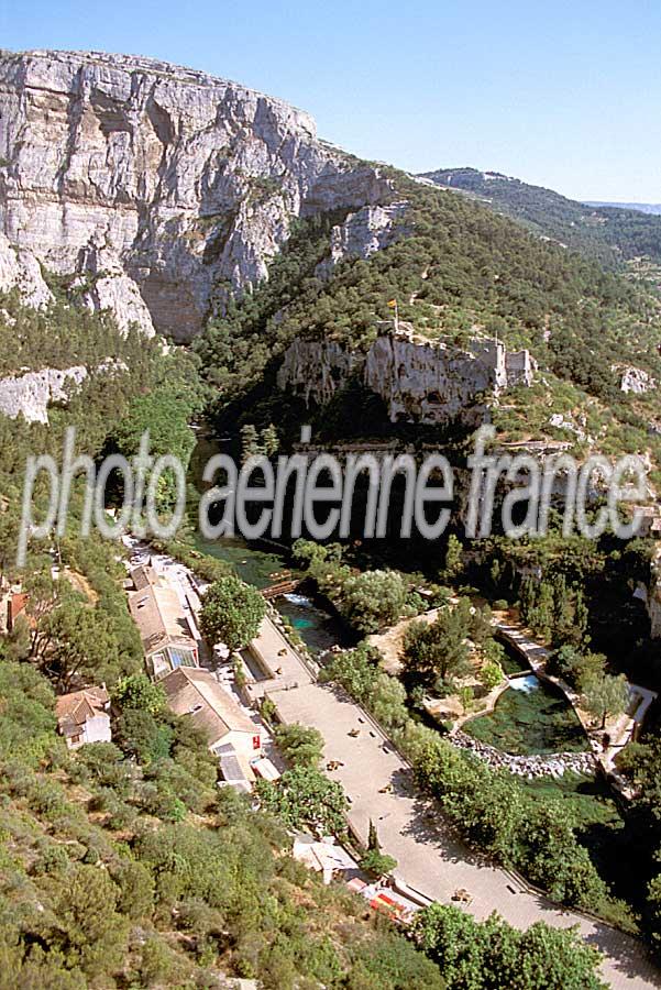 84fontaine-de-vaucluse-5-e99