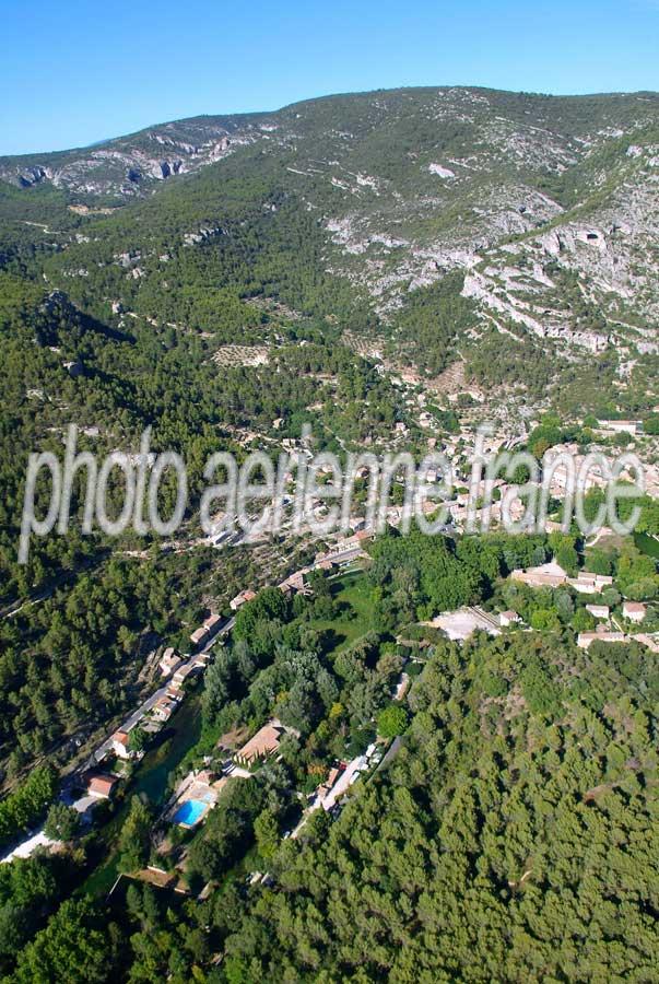 84fontaine-de-vaucluse-7-0806