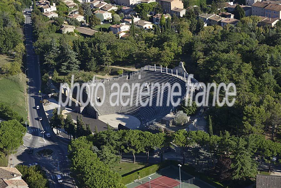 84vaison-la-romaine-19-0915