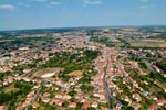 17saintes-16-e03 - Photo aérienne Saintes (16) - Charente-Maritime : PAF