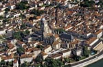 17saintes-7-e95 - Photo aérienne Saintes (7) - Charente-Maritime : PAF