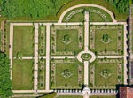 photo aérienne jardins-abbaye-chaalis