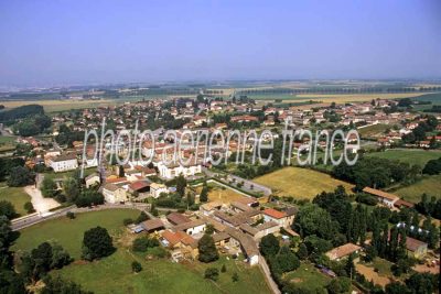 Vue aérienne d'Ars-sur-Formans, Ain
