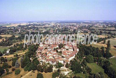 Vue aérienne de Pérouges, Ain