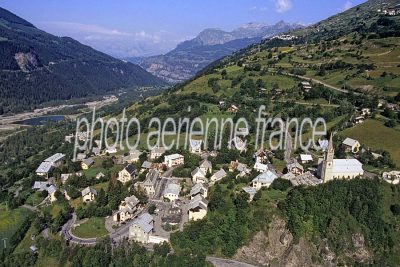 Vue aérienne d'Orcières, Hautes-Alpes
