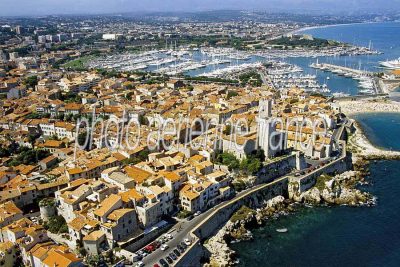Photo aérienne d'Antibes (06) — Alpes-Maritimes