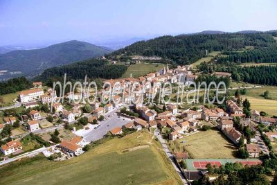 Vue aérienne de Lalouvesc, Ardèche