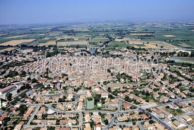 Vue aérienne de Coursan, Aude