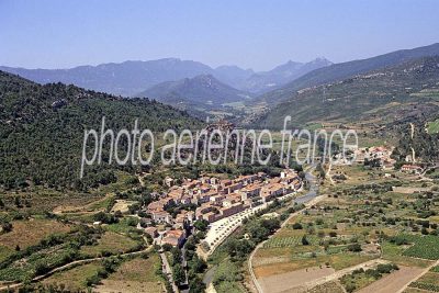 Photo aérienne de Padern (11) — Aude