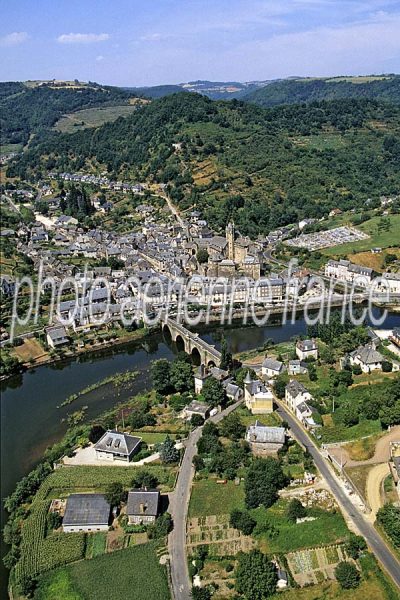 Photo aérienne d'Estaing (12) — Aveyron