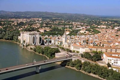 Photo aérienne de Tarascon (13) — Bouches-du-Rhône (n°2)