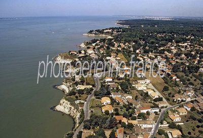 Vue aérienne de Meschers-sur-Gironde, Charente-Maritime (n°1)