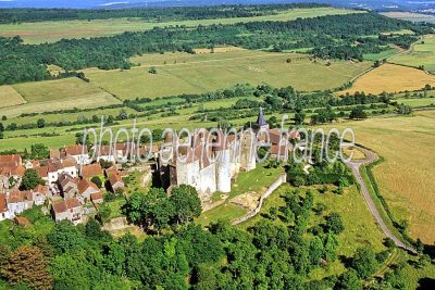 Chateauneuf sur Cher vu du ciel — photo aérienne de la Côte-d'Or