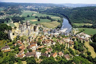 Castelnaud-la-Chapelle vu du ciel : perigord — Dordogne