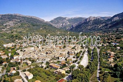 Vue aérienne de Buis-les-Baronnies, Drôme