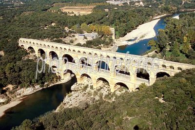 Vue aérienne de Remoulins, Gard