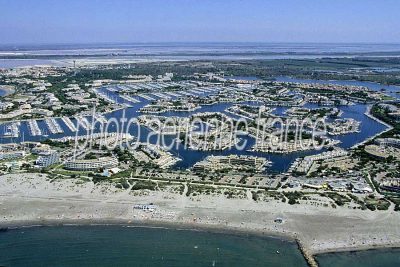 Vue aérienne de Port Camargue, Gard (n°5)