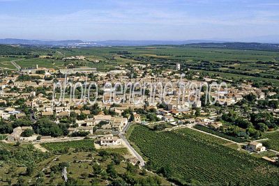 Tavel vu du ciel — photo aérienne du Gard