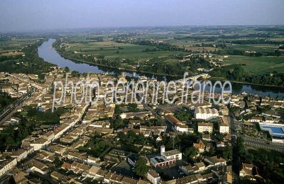 Vue aérienne de Castillon-la-Bataille, Gironde