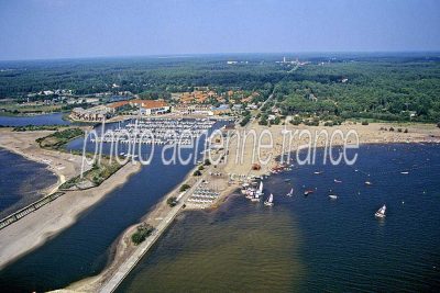 Vue aérienne d'Hourtin, Gironde