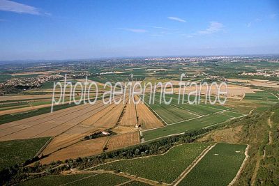 Vue aérienne de Nissan-lez-Enserune, Hérault