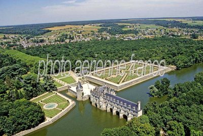 Chenonceaux vu du ciel — photo aérienne de l'Indre-et-Loire