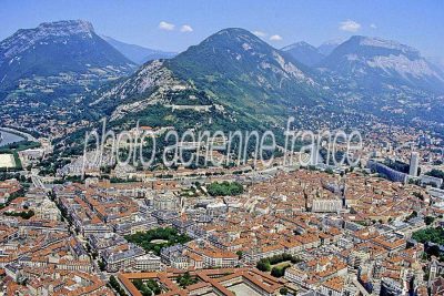 Photo aérienne de Grenoble (38) — Grenoble: Centre Ville