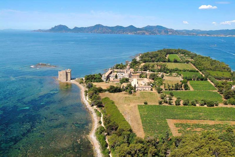 Photo aérienne d'Ile de saint Honorat (06)… (n°6)