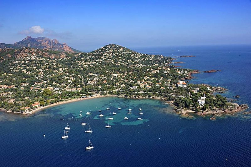 Agay vu du ciel — photo aérienne du Var (n°21)